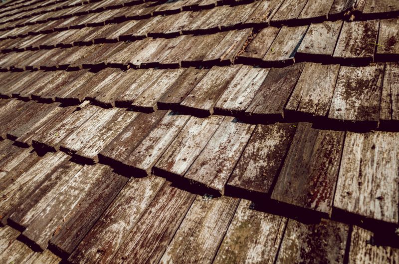 Wood Shake Roof Repair